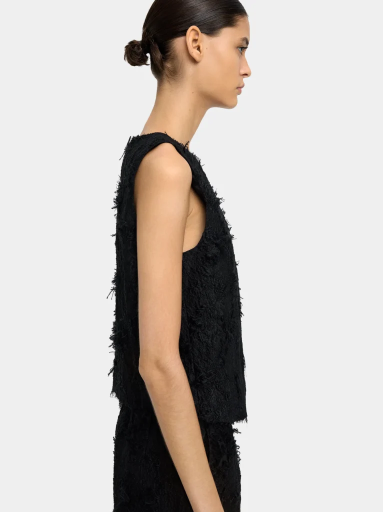 Jacquard Lined Vest with Pointed Hem - Image 2